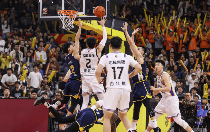 九游娱乐登录入口-北控29分惨败揪出罪人！国手控卫9中2+正负值最低，坑惨张庆鹏
